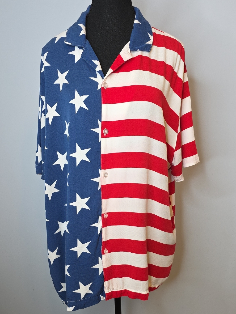 Forever 21 Men’s Short Sleeve Button-Down - Red, White & Blue Star Stripe Print